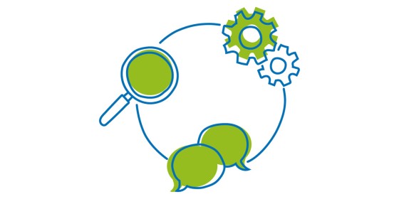 Das Icon zeigt zwei Zahnräder, zwei Sprechblasen und eine Lupe, die alle auf einem Kreis plaziert sind. 